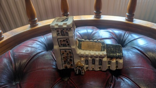 Tey pottery helen - pottery,
