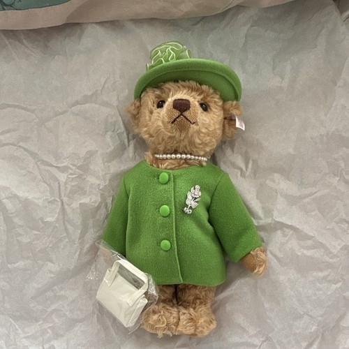 Steiff queen elizabeth - queen, ii