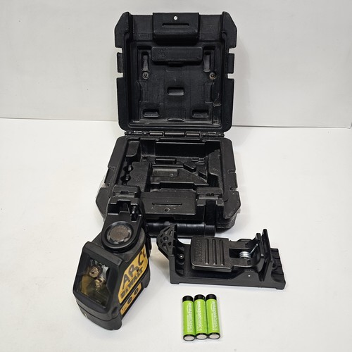 Dewalt dw087 self - self, leveling