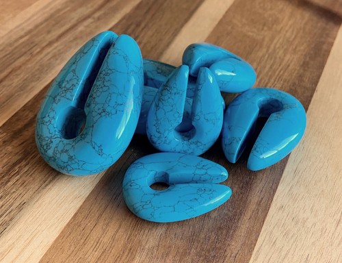 Pair turquoise stone - pair, keyhole