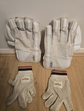 Neon Wicket Keeping Gloves