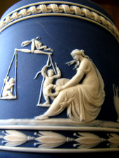 WEDGWOOD XRARE 18 CENTURY