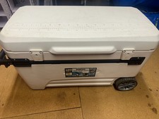 IGLOO GLIDE PRO 110 LARGE MOBILE WHEELED COOLBOX ICE MARINE COOLER