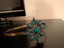 Gold and green jewelled