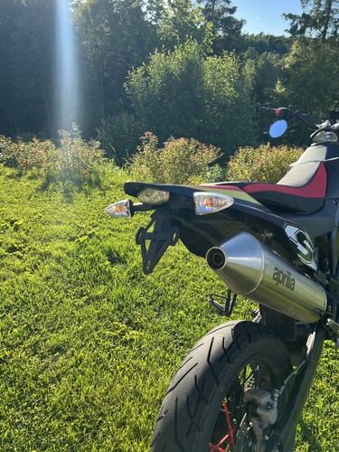 Tail tidy license plate - tail, holder