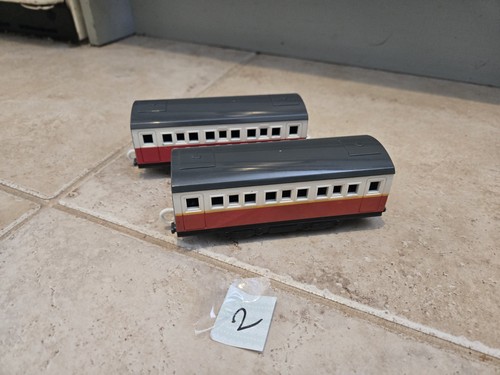 Red express coaches tomy - express,