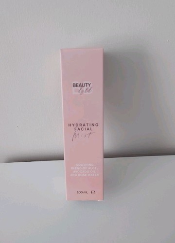 Beauty hydrating facial - by,
