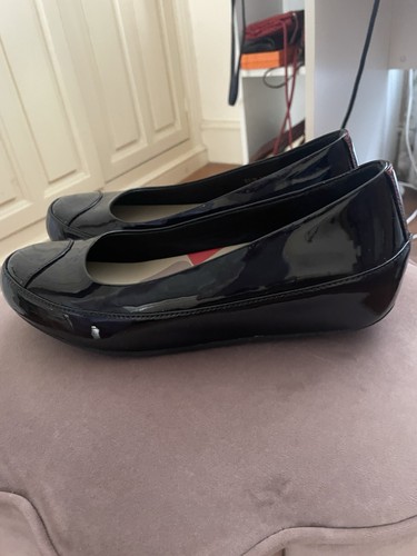 Fitflop women navy patent - women's,