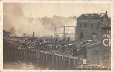 NORWICH, CT, 1912 CENTRAL WHARF FIRE, MEN & HORSE DRAWN EQUIPMENT REAL PHOTO PC