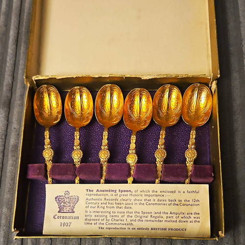 Coronation 1937 anointing - coronation,