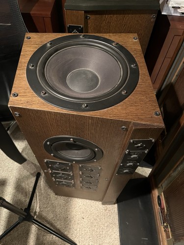 Heco tower speakers - heco,