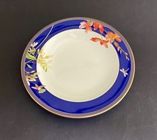 Wedgwood Prestige Blue Hummingbird 23cm Rimmed Soup Bowl - 1st Quality Unused