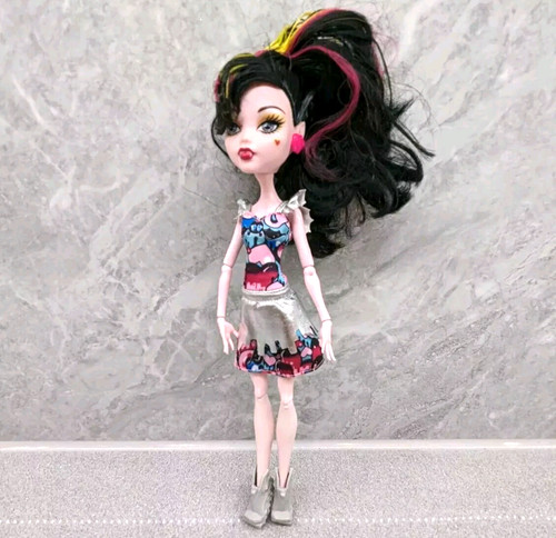 Monster high doll - doll, draculaura