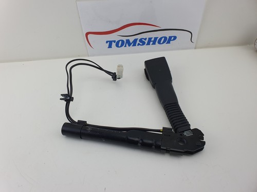 Bmw seat belt - 4,