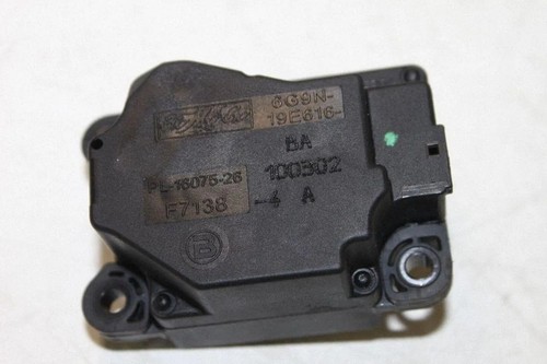 Volvo v70 iii air flap - iii, bw