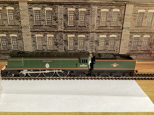 Hornby r310 battle britain - hornby, of