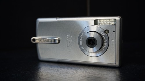 Canon ixus 0mp - ,