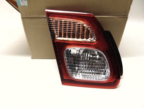 New genuine nissan almera n16 - new,