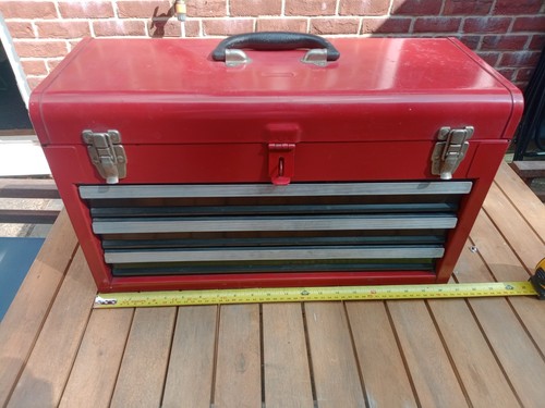 Small red toolbox - small,
