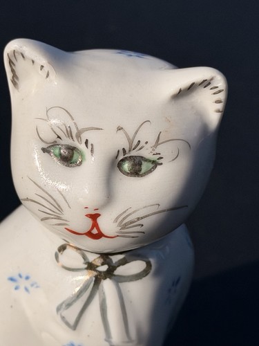Vintage chinese white - chinese, cat