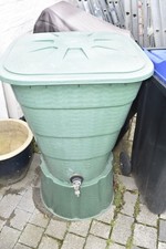 203L Water Butt 80cm High X 60cm At Top. Stand & Lid. Fitted With Tap. JG Outlet