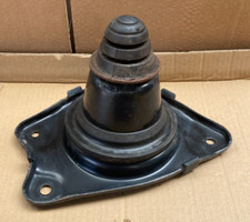 Lexus RX450H Driver Rear Spring Mounting Bracket Bracket 2019 Reg 4806448010