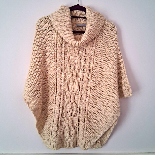 Clothing beige cable knit - lv,