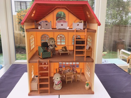 Sylvanian families boxed - families,