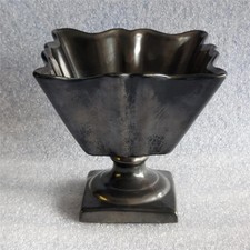 A Dartmouth Devon Pottery Planter vase Black Lustre ware 13 cm tall