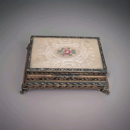 Brass trinket jewellery box - brass,