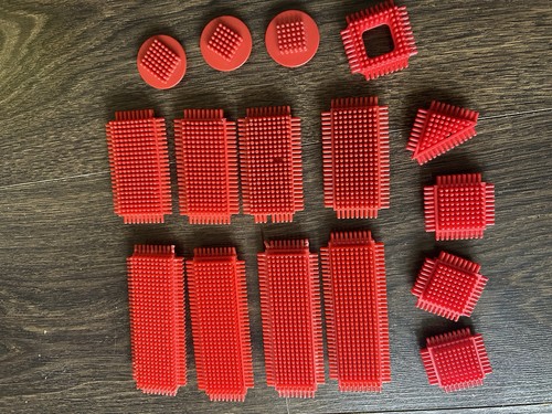 Stickle bricks builders red - builders,