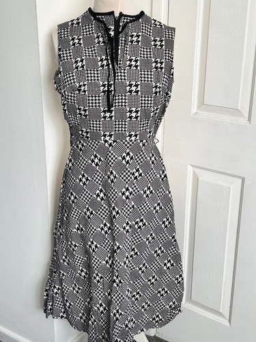 Vintage 60s dress - 12, dog