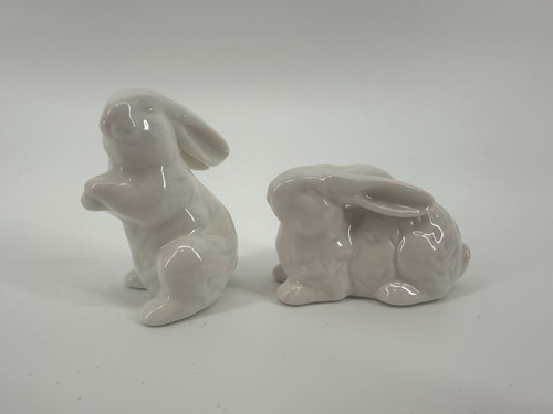 Bunnies figurines white - bunnies,