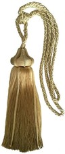 SILKY TASSELED TIEBACK WITH