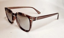 Foster Grant Classic Retro