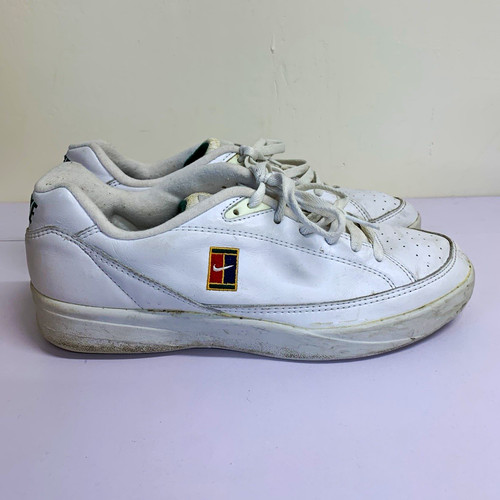 Vintage nike court leather