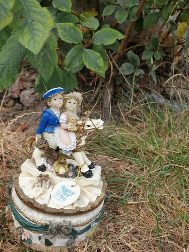 Vintage regency fine arts - vintage, "regency