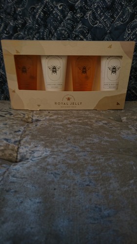 Royal jelly bath body - royal, bath&body