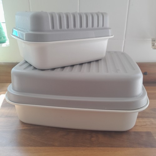 Set vintage tupperware - of, 2