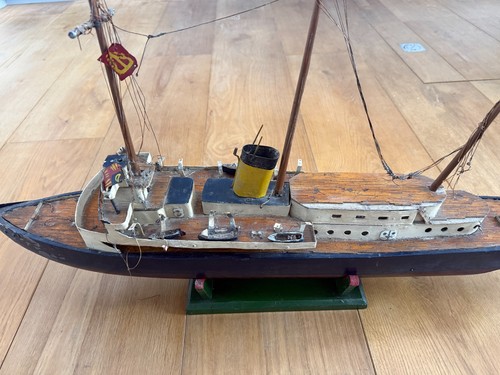 Large vintage steam liner - vintage,