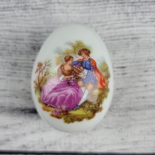 Courting couple porcelain - courting,