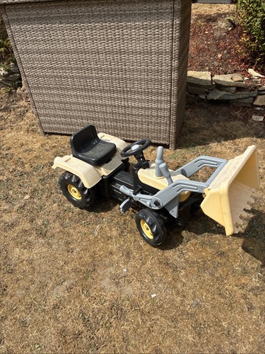 Dulo yellow pedal tractor - yellow, with