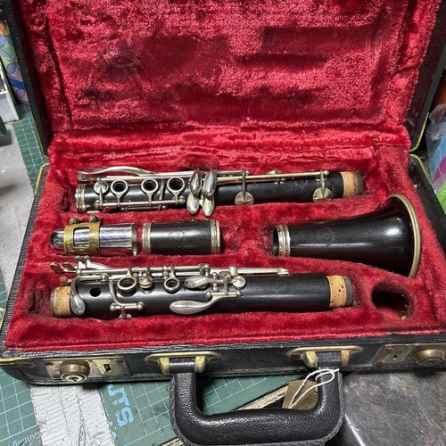 Evette schaeffer bb clarinet - &,