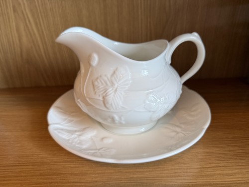 Minton victoria strawberry - ,