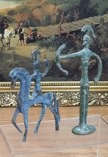 Vintage etruscan horse - vintage,