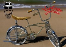 20" CUSTOM LOWRIDER BIKE CHROME/GOLD, 144 SPOKES WHEELS, 8 BALL ORIGNAL TIRES.