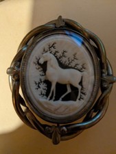 Antique Pinchbeck Cameo Horse