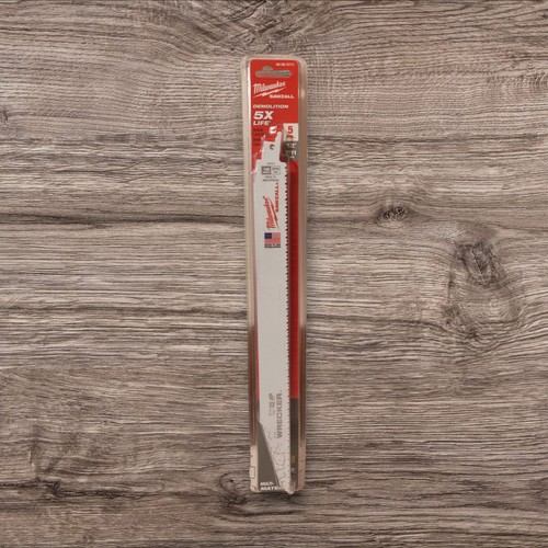 Milwaukee 300mm 8tpi - x,