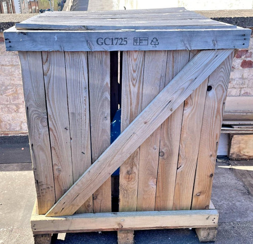 Wooden crates for shipping car
