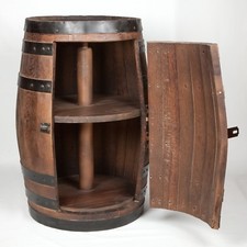 Whiskey barrels 30 gallon